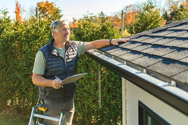 Professional Roof Inspection technician working in Bristol, FL